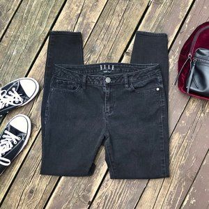 ELLE Black Skinny Jeans